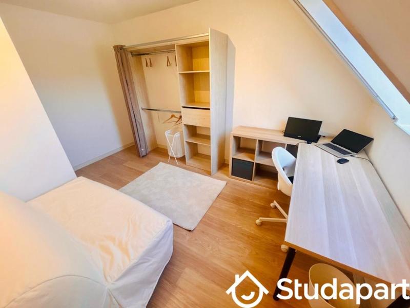 Chambre - 116 m² - 1 pièce