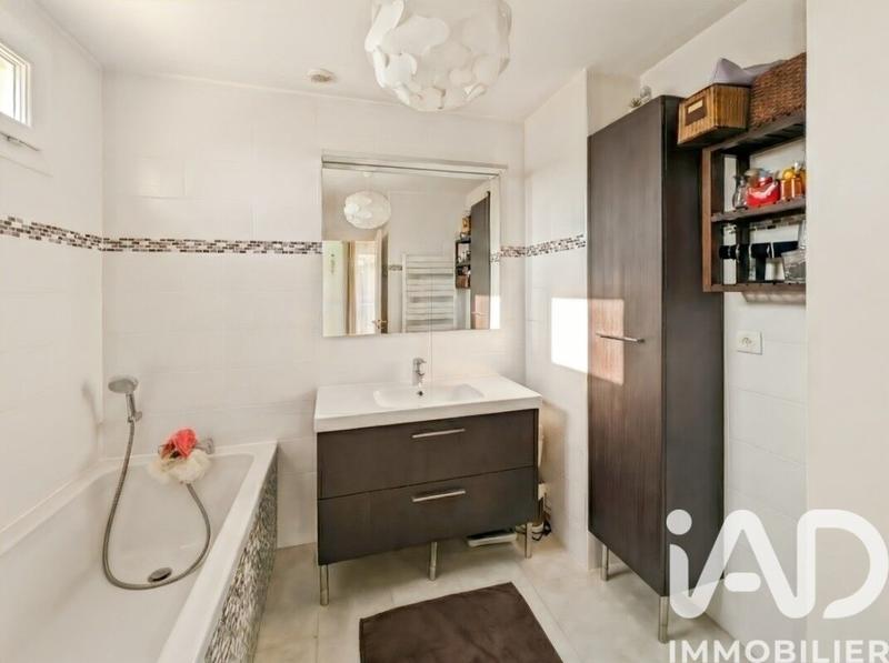 Maison - 133 m² - 6 pièces