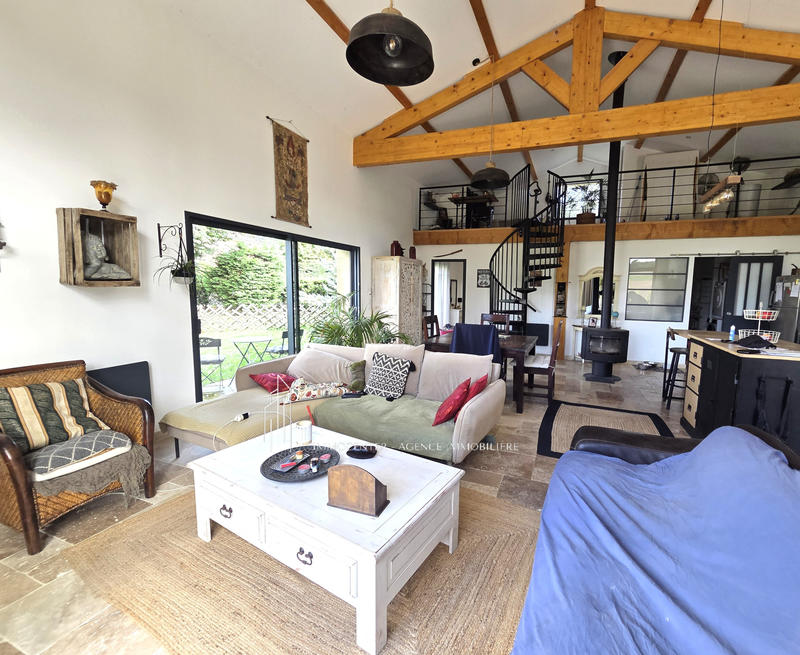 Maison - 105 m² - 3 pièces