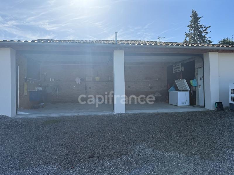 Corps de ferme - 240 m² - 8 pièces