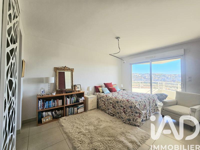 Appartement - 108 m² - 3 pièces