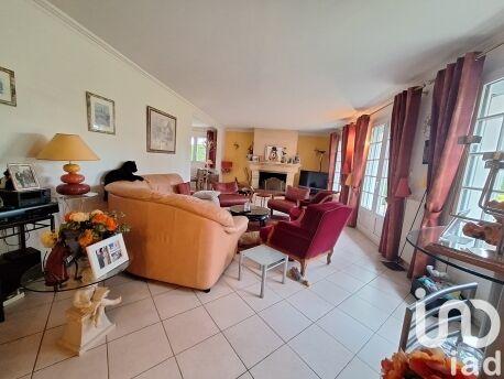 Appartement - 160 m² - 8 pièces