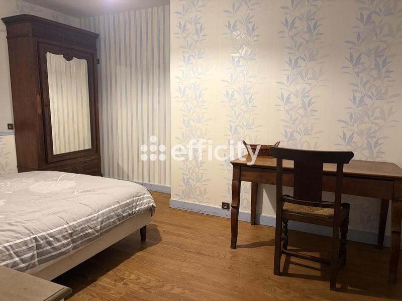 Demeure - 452 m² - 15 pièces