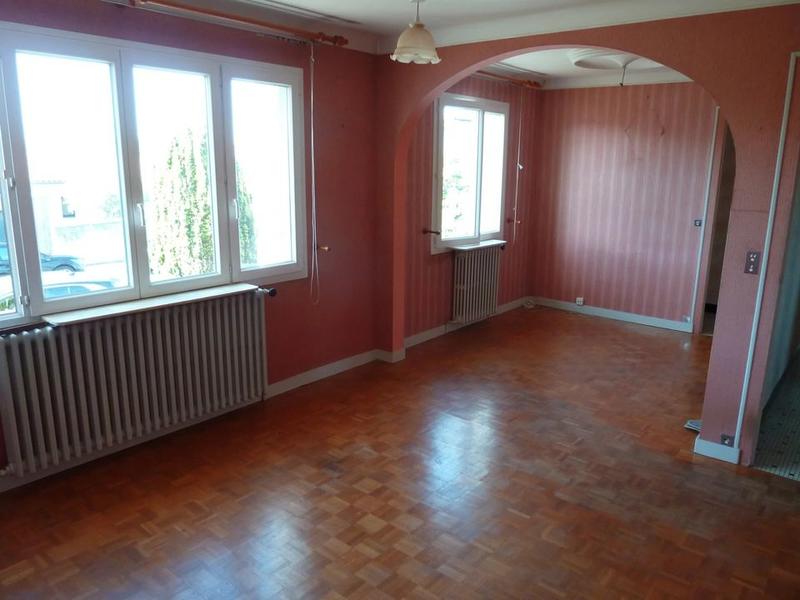 Maison - 77 m² - 5 pièces