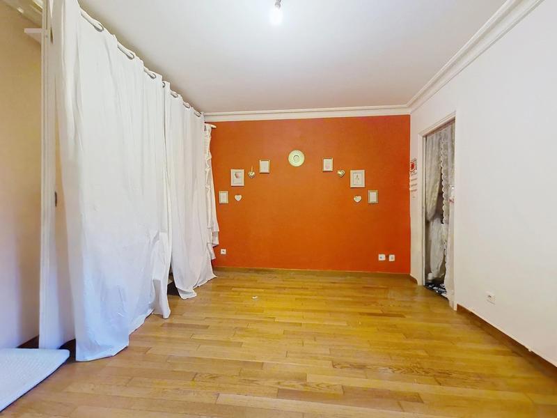 Maison - 199 m² - 5 pièces