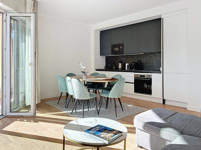 Appartement - 85 m² - 4 pièces