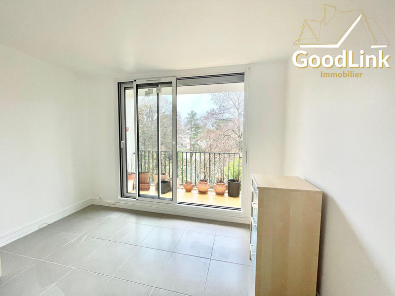 Appartement - 75 m² - 4 pièces