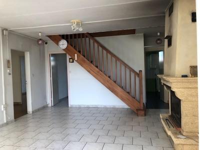 Maison - 181 m² - 8 pièces