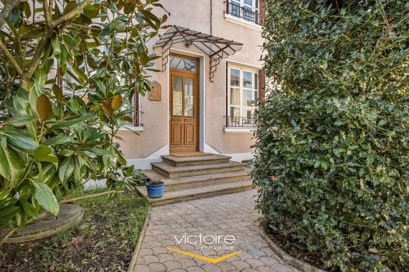 Maison - 154 m² - 7 pièces