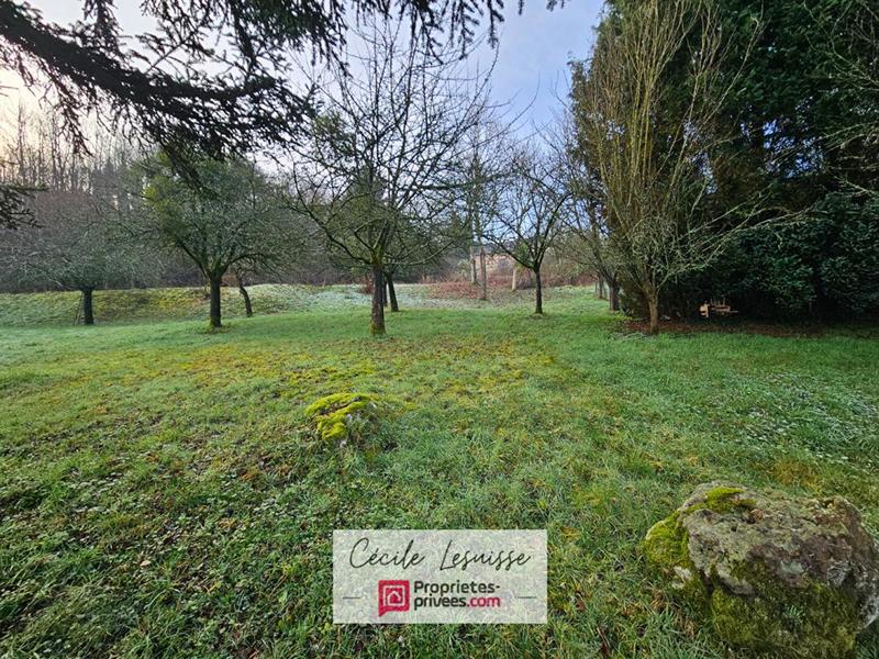 Terrain constructible - 1 477 m²