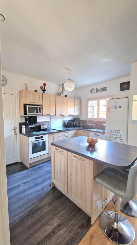 Maison - 104 m² - 5 pièces