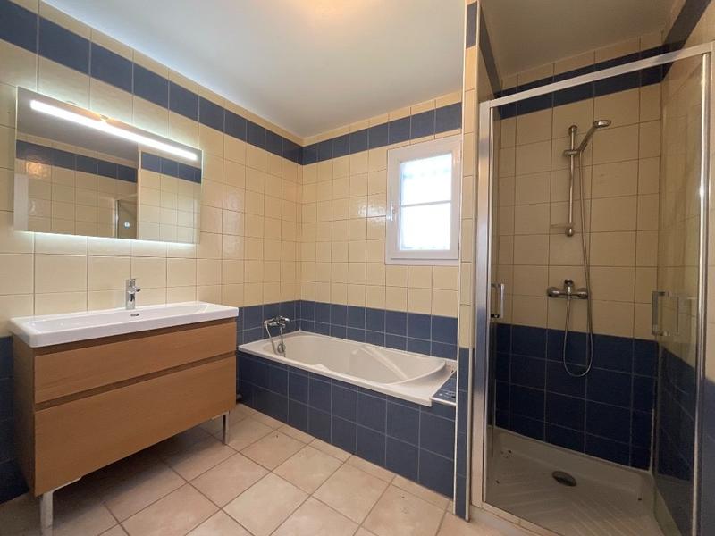 Villa - 111 m² - 6 pièces