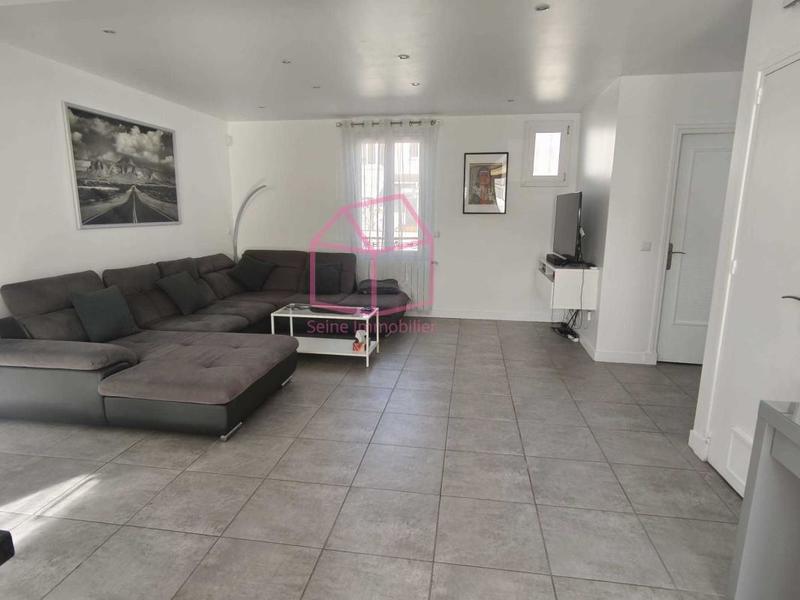 Maison - 115 m² - 4 pièces