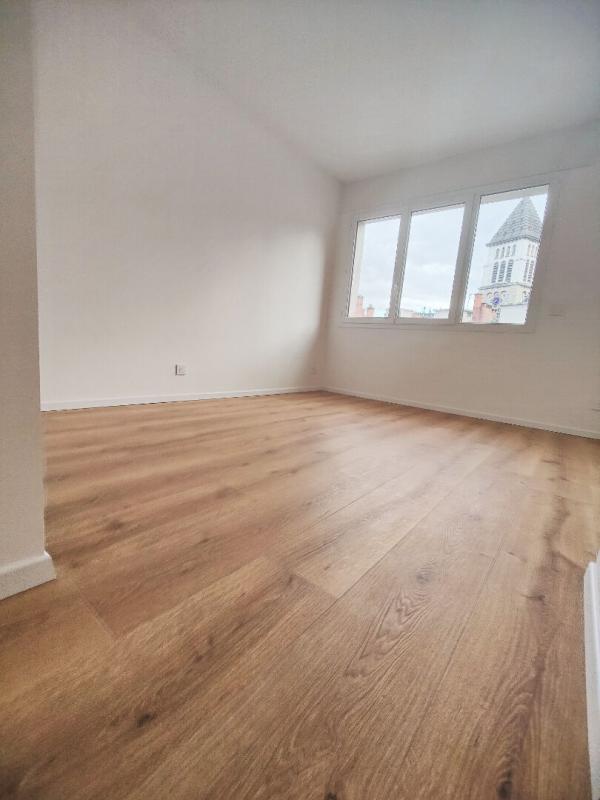 Appartement - 134 m² - 6 pièces