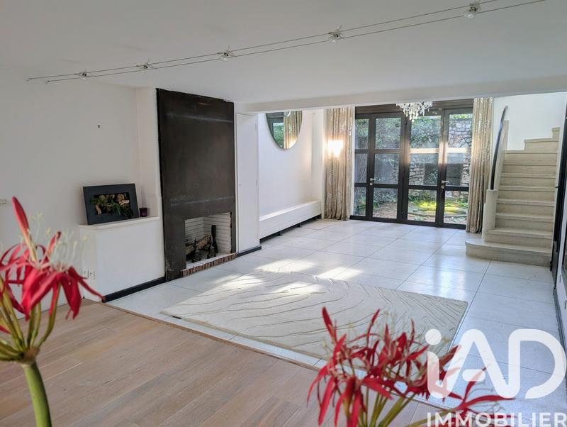 Maison - 182 m² - 6 pièces