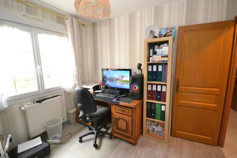 Maison - 235 m² - 10 pièces