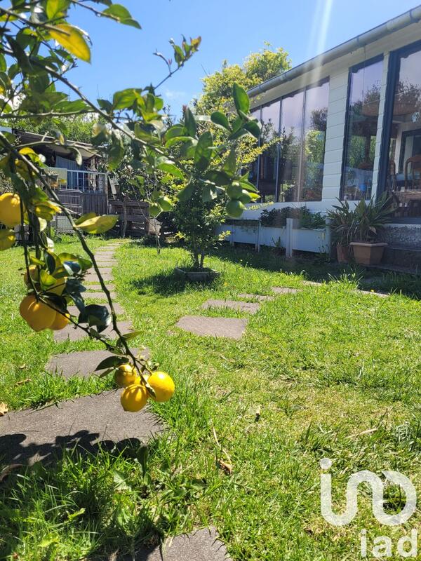 Maison - 140 m² - 5 pièces