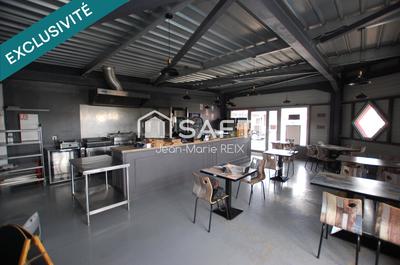 Local commercial - 119 m² - 4 pièces