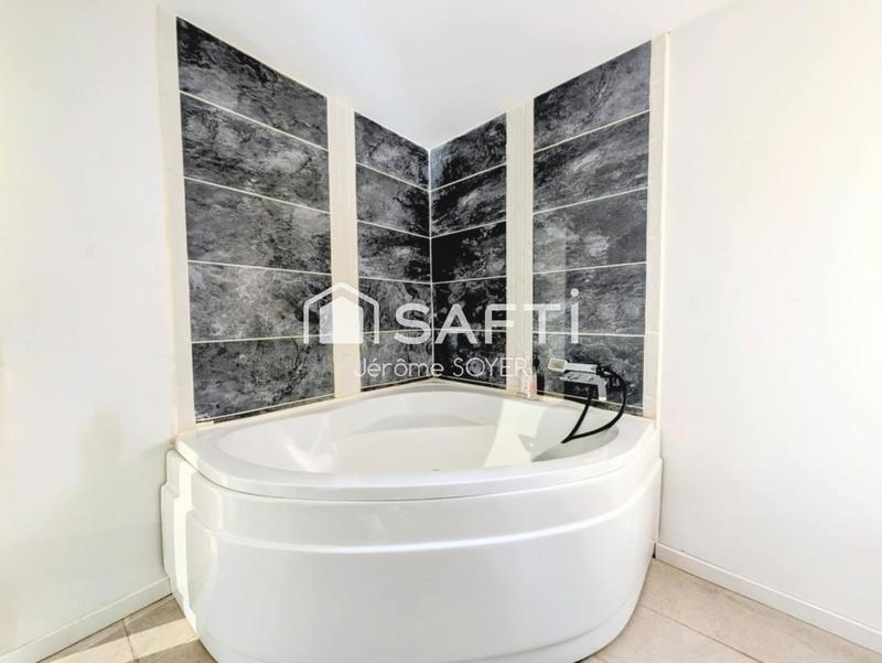 Maison de village - 96 m² - 4 pièces