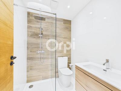 Maison - 186 m² - 6 pièces