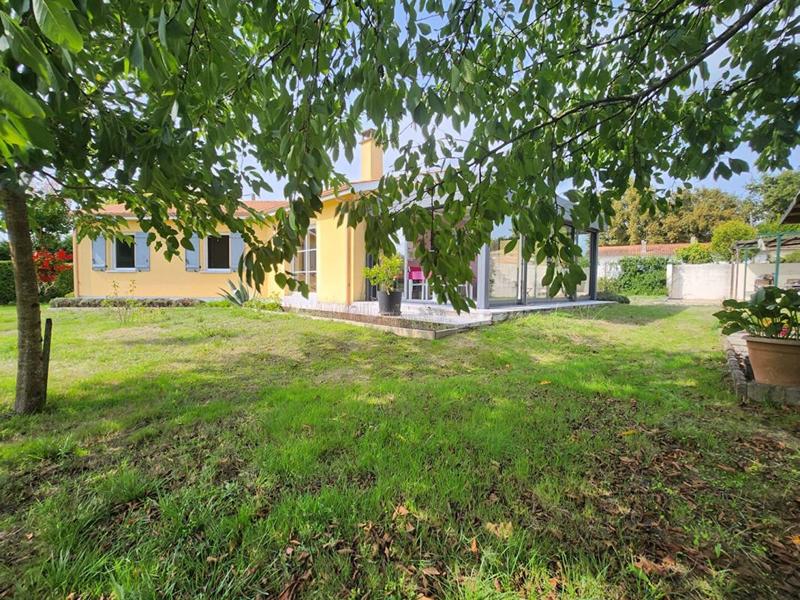 Maison - 102 m² - 4 pièces