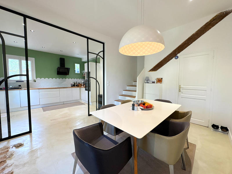 Maison - 97 m² - 4 pièces