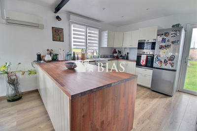 Maison - 109 m² - 5 pièces