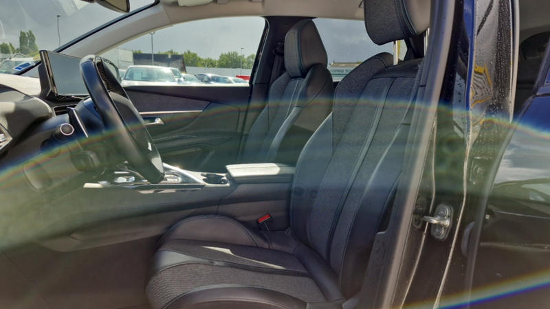 Peugeot 3008 Bluehdi 130ch Eat8 Allure Pack