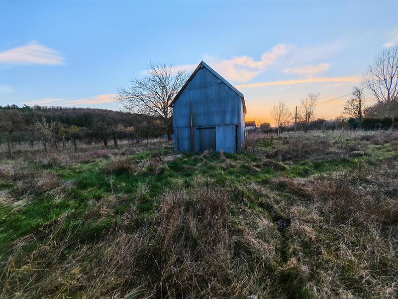 Terrain constructible - 1 004 m²