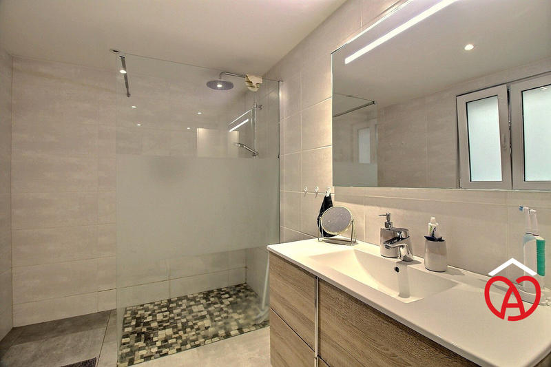 Maison - 140 m² - 4 pièces