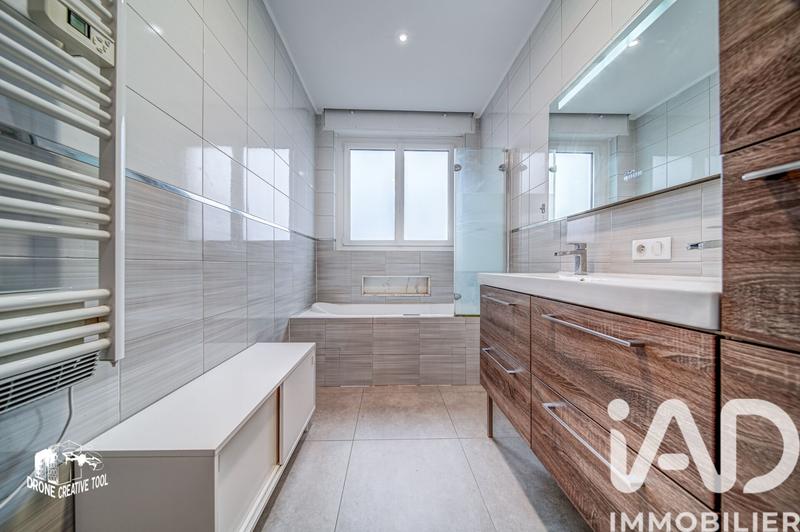 Duplex - 163 m² - 8 pièces