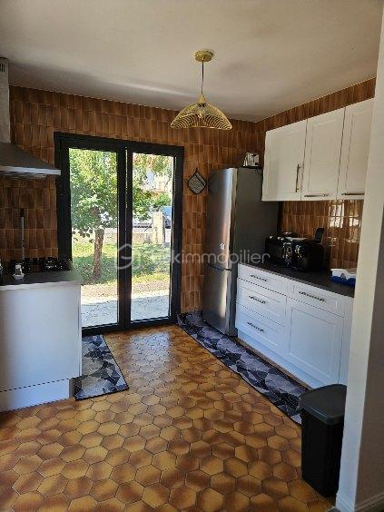 Villa - 182 m² - 8 pièces