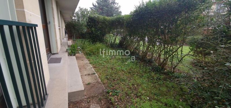 Appartement - 98 m² - 5 pièces