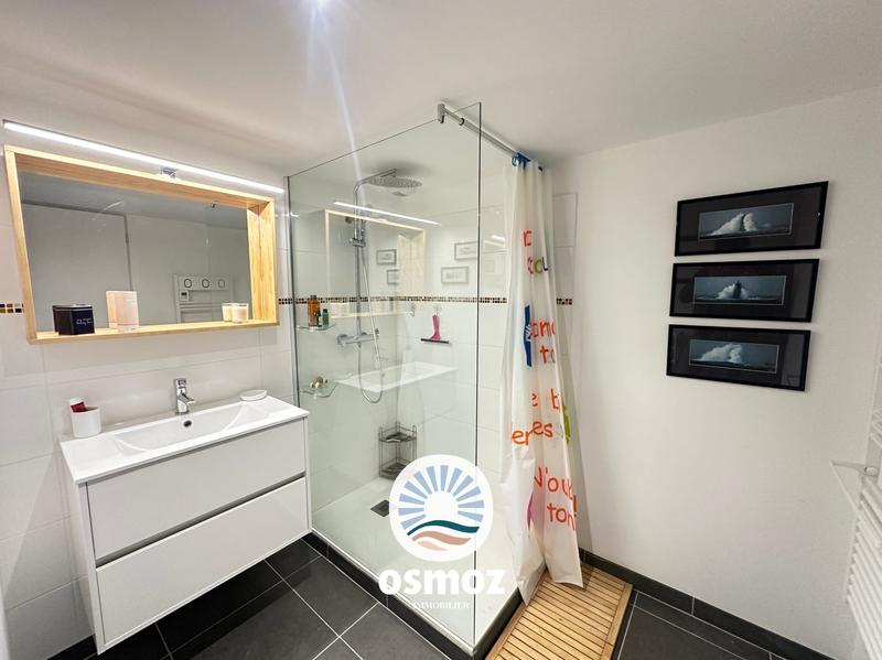 Maison traditionnelle - 121 m² - 6 pièces