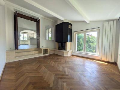 Maison - 93 m² - 6 pièces