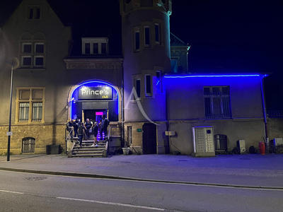 Local commercial - 640 m²