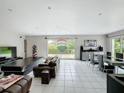 Maison - 125 m² - 5 pièces