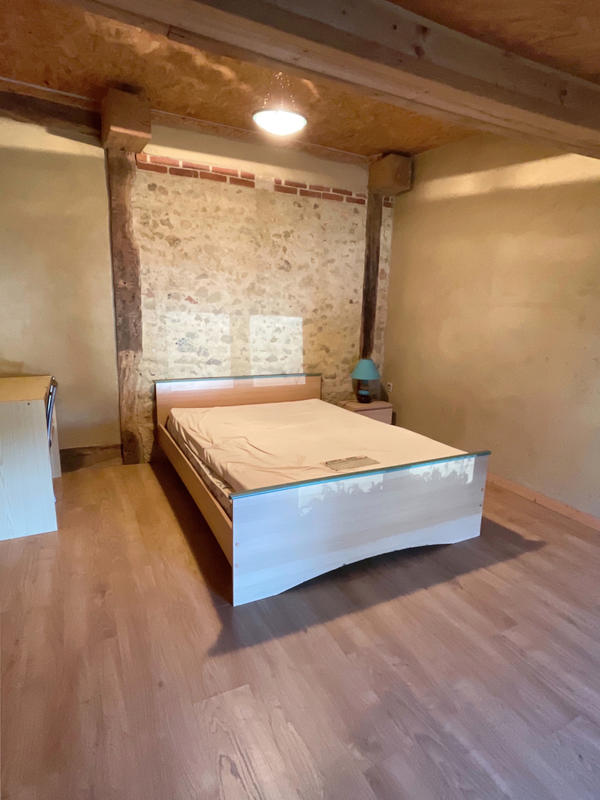 Maison - 235 m² - 9 pièces