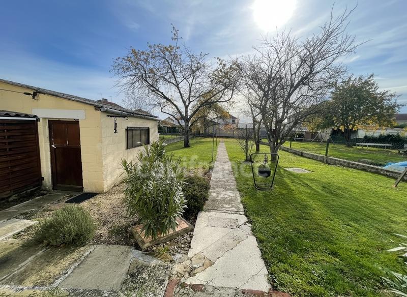 Maison - 80 m² - 5 pièces