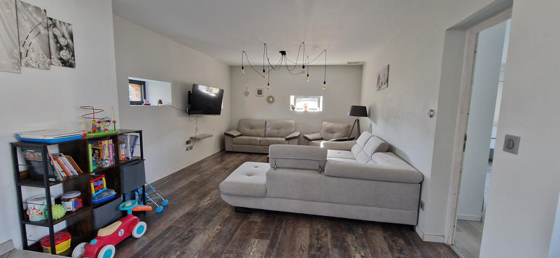 Maison - 166 m² - 6 pièces