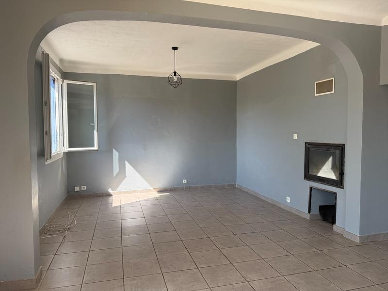 Maison - 104 m² - 5 pièces