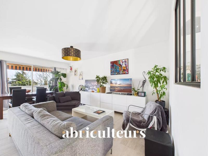 Appartement - 72 m² - 3 pièces