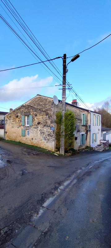 Maison ancienne - 97 m² - 5 pièces