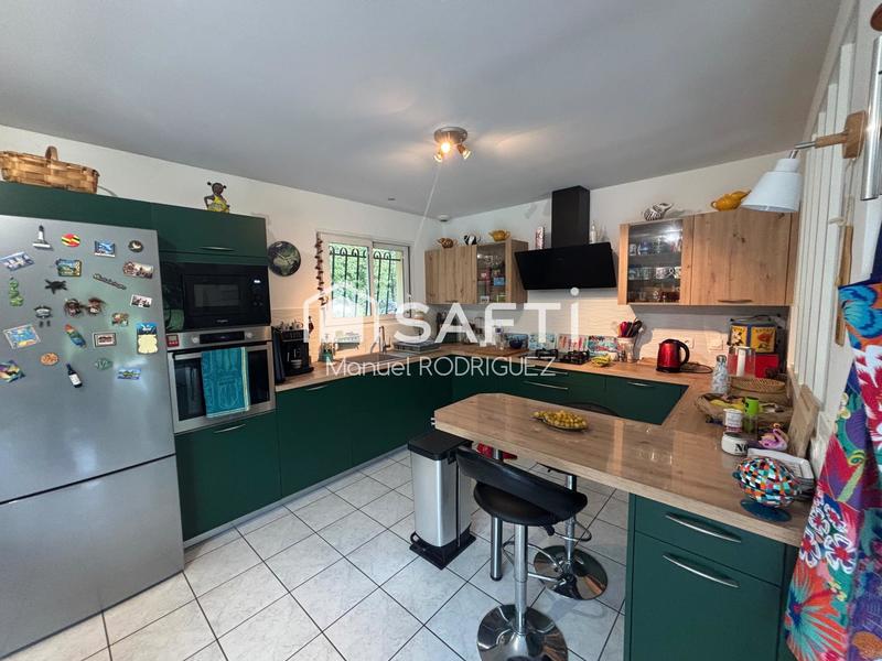 Maison - 97 m² - 5 pièces