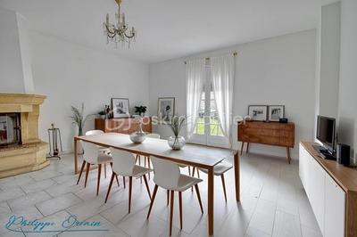 Pavillon - 149 m² - 7 pièces