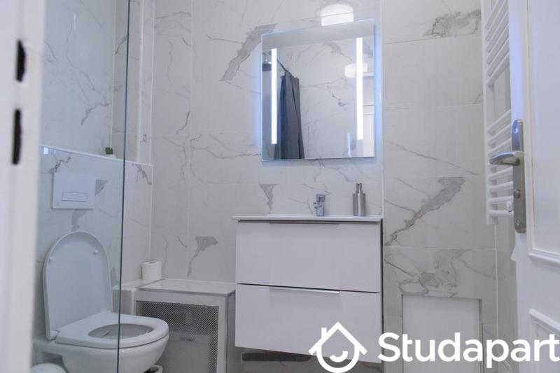 Chambre - 12 m² - 1 pièce