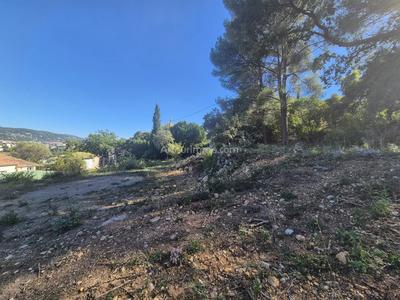 Terrain - 1 104 m²