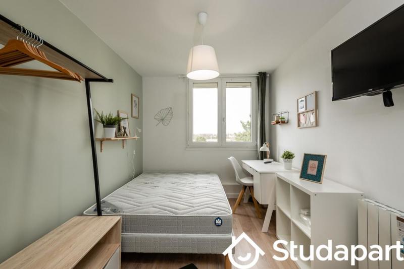 Chambre - 10 m² - 1 pièce