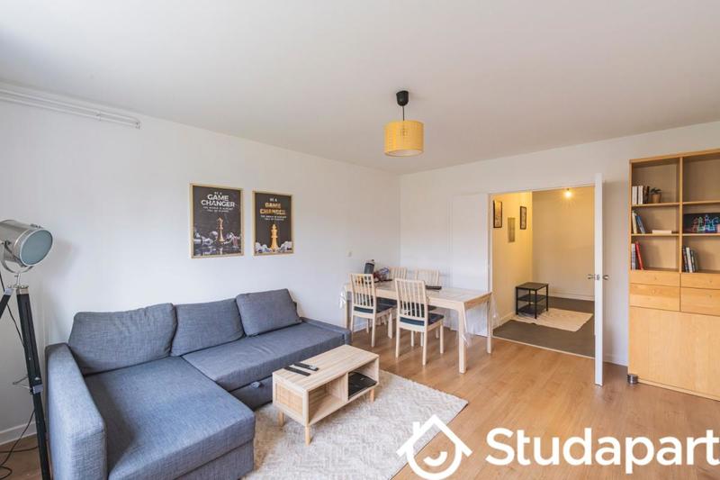 Chambre - 12 m² - 1 pièce