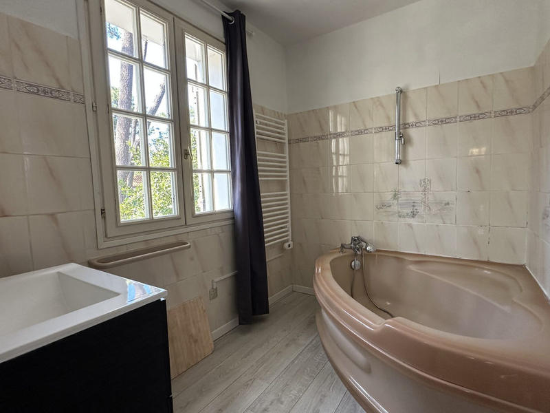 Maison - 135 m² - 6 pièces